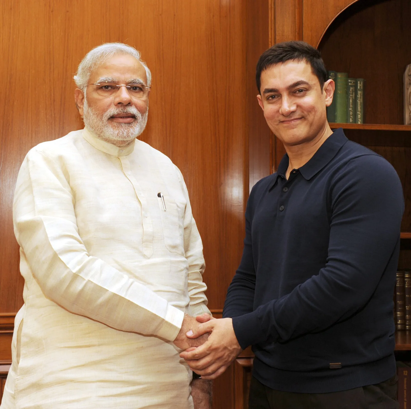 Aamir Khan calls on PM