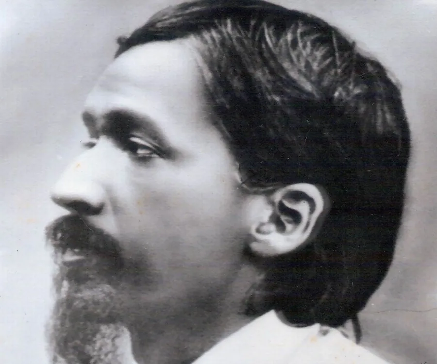 Side face from Sri Aurobindo (1872-1950).