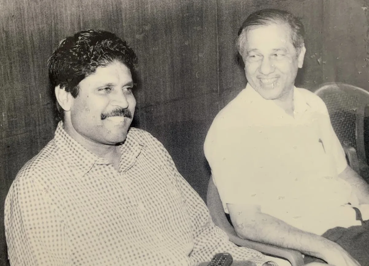 Kapil Dev and Dnyaneshwar Agashe.